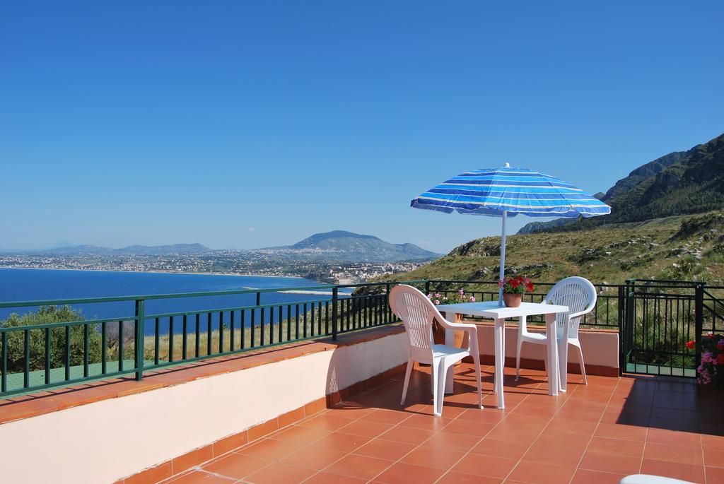 Casa Vacanze La Terrazza Sul Golfo Castellammare del Golfo Esterno foto
