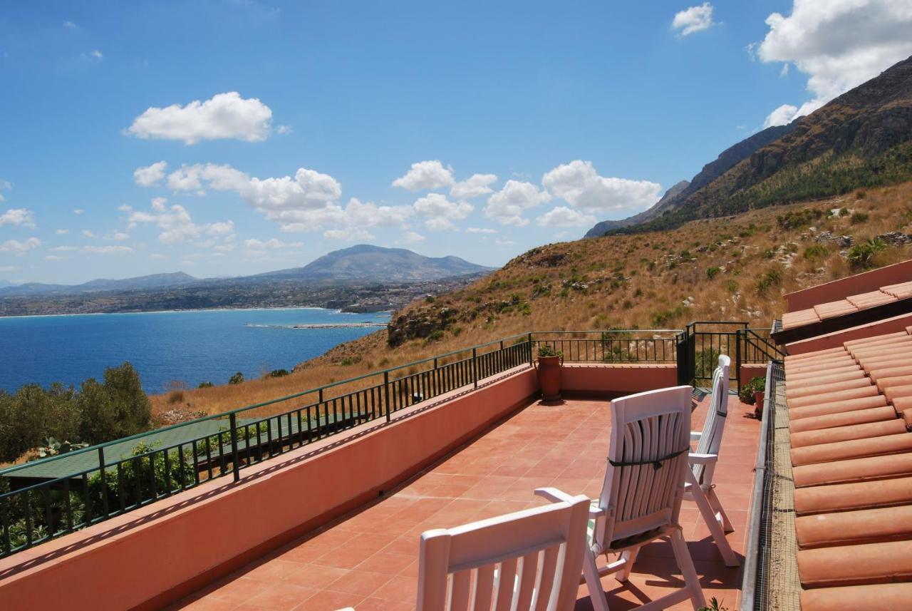 Casa Vacanze La Terrazza Sul Golfo Castellammare del Golfo Esterno foto